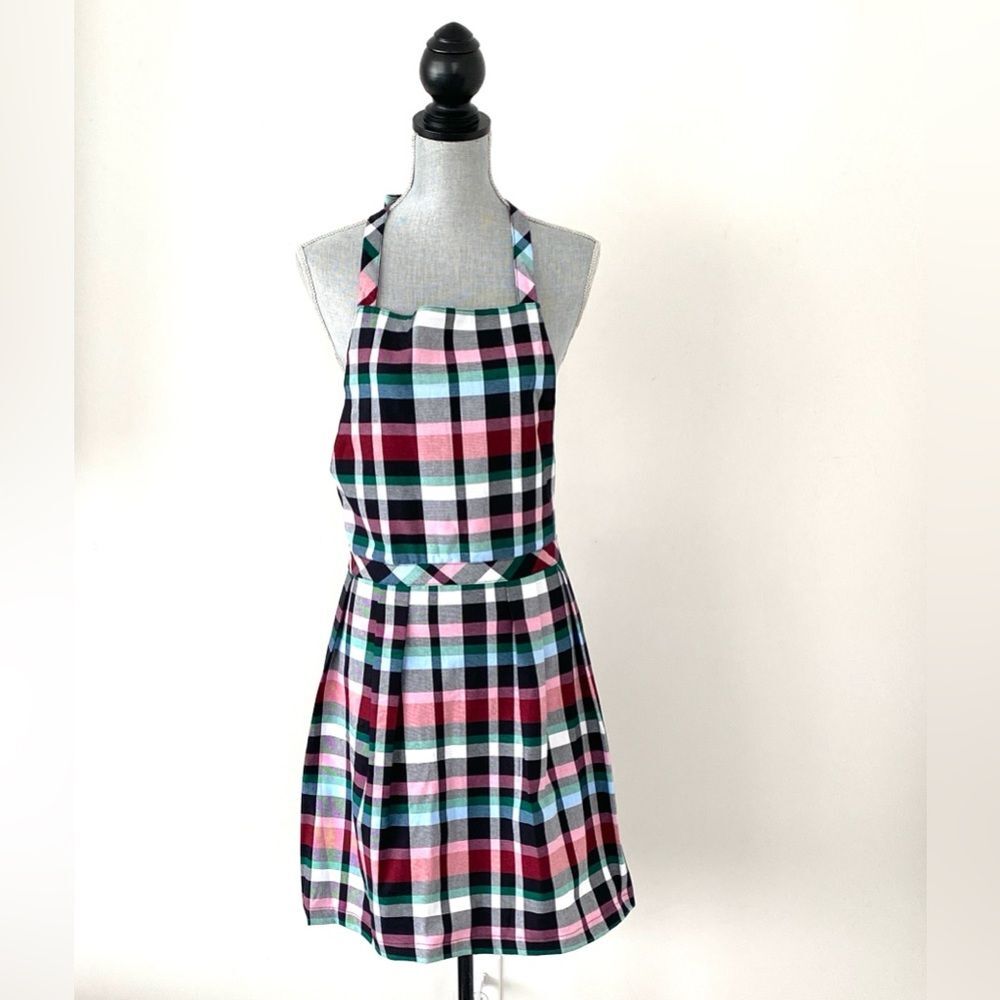 Vera Bradley Colorful Tartan Check Apron Adjustable Holiday Preppy Casual NWOT
